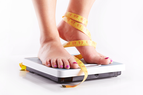 Co měřit při hubnutí: aneb je lepší metr nebo váha?