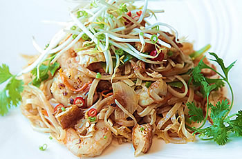Recept na keto Pad Thai - oblíbené asijské jídlo
